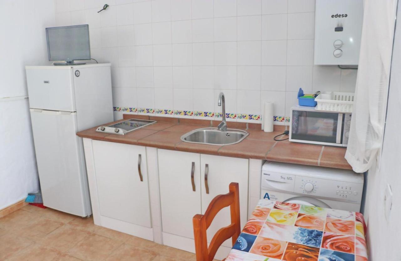 Apartamento Velarde II コニル・デ・ラ・フロンテラ エクステリア 写真